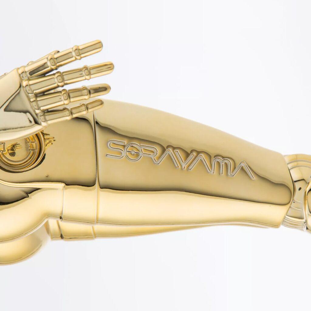 Hajime Sorayama | Sexy Robot Floating 1/4 Scale (Gold), 2020