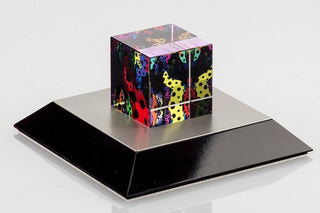 Yayoi Kusama - Cube Love is Calling (English Version), 2013 - Pinto Gallery